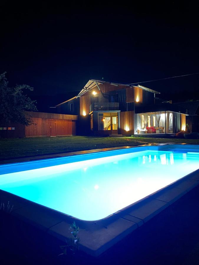 Mishelter Villa Migovo Exterior photo